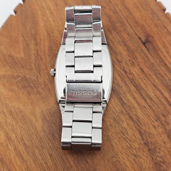 Fossil Women's Silver Tone Arikitekt Watch Calendar Dial Wide Band FS-4025 - Picture 5 of 7